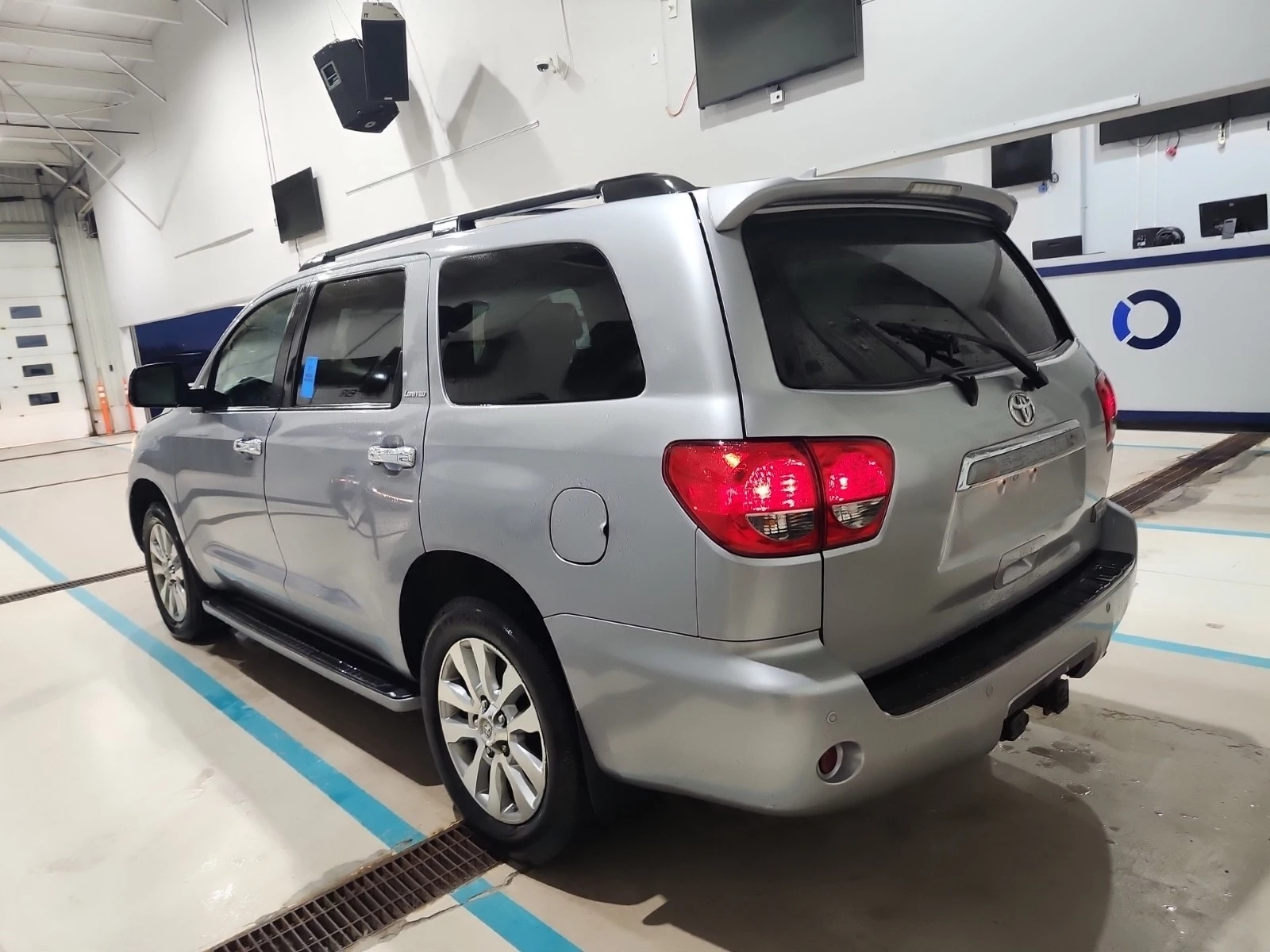 Toyota Sequoia LIMITED * * CARFAX * *   * *  | Mobile.bg   4