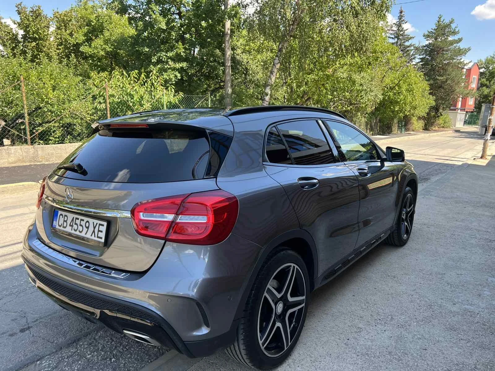 Mercedes-Benz GLA 220 AMG LINE! 4MATIC/ KEYLESS GO/ ПАНОРАМА, снимка 6 - Автомобили и джипове - 53989859