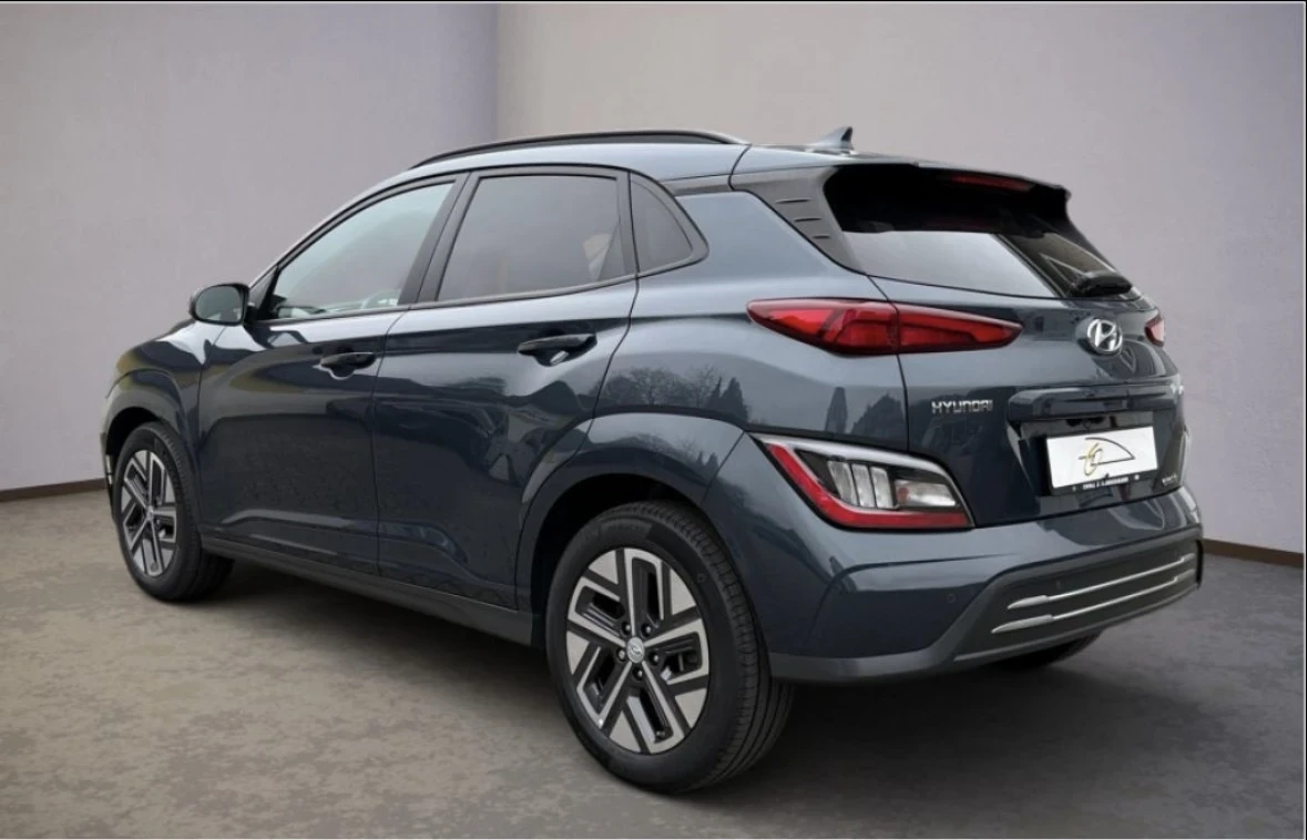 Hyundai Kona facelift* 64kw* Камера* Подгрев* Дигитал, снимка 4 - Автомобили и джипове - 54071377