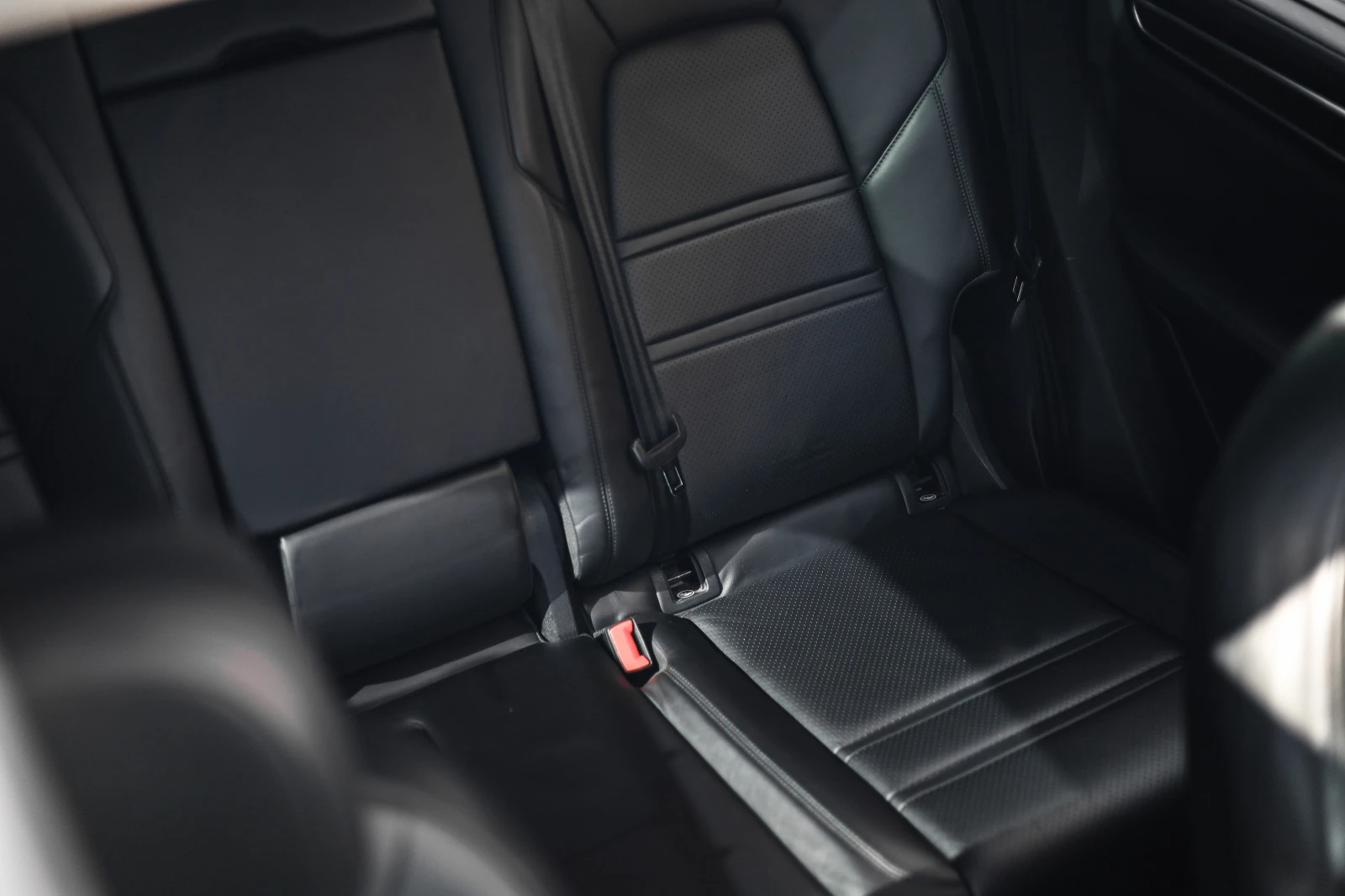 Porsche Cayenne S 441кс. ACC* Bose* Обдухване* Панорама* PDLS + , снимка 16 - Автомобили и джипове - 54096923