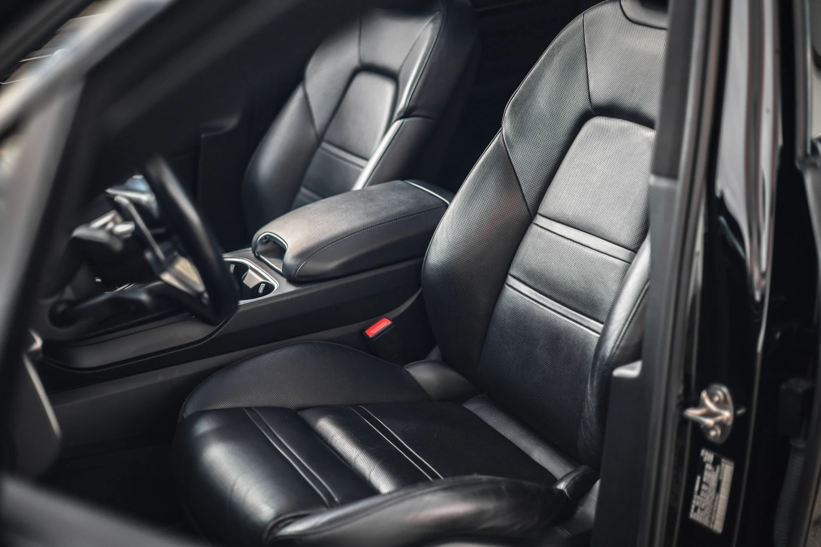 Porsche Cayenne S 441кс. ACC* Bose* Обдухване* Панорама* PDLS + , снимка 17 - Автомобили и джипове - 54096923