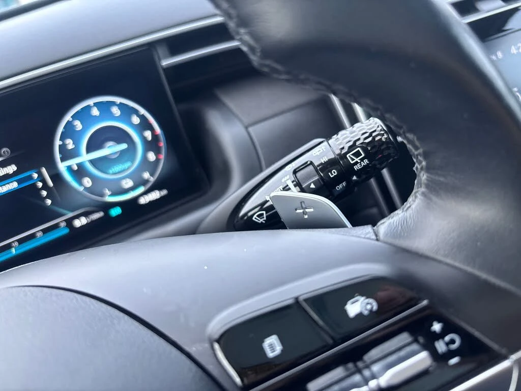 Hyundai Tucson Hybrid Luxury AWD, снимка 12 - Автомобили и джипове - 54384127
