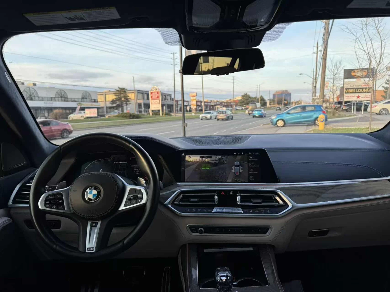 BMW X7 xDrive50i * ДИСТРОНИК * ПОДГРЕВ * ПАНОРАМА, снимка 7 - Автомобили и джипове - 54655896