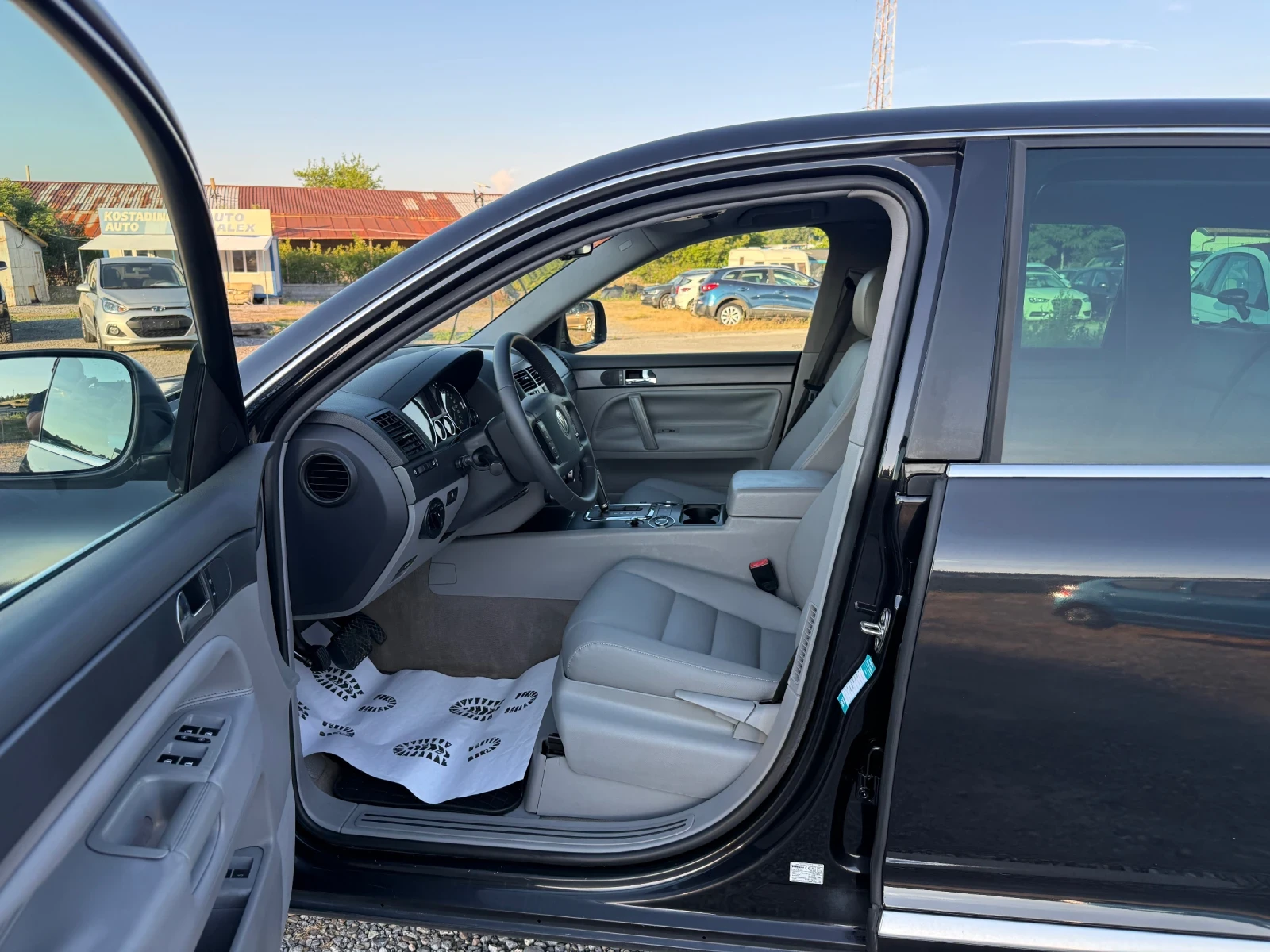 VW Touareg 2.5 TDI, снимка 6 - Автомобили и джипове - 55052566