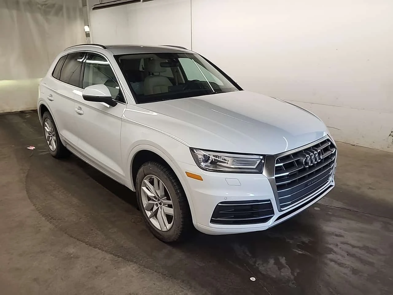 Audi Q5 ПОДГРЕВИ| МЪРТВА ТОЧКА| NAVI| 2 КЛЮЧА| , снимка 2 - Автомобили и джипове - 55440557