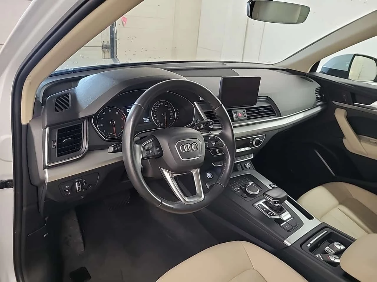 Audi Q5 ПОДГРЕВИ| МЪРТВА ТОЧКА| NAVI| 2 КЛЮЧА| , снимка 10 - Автомобили и джипове - 55440557