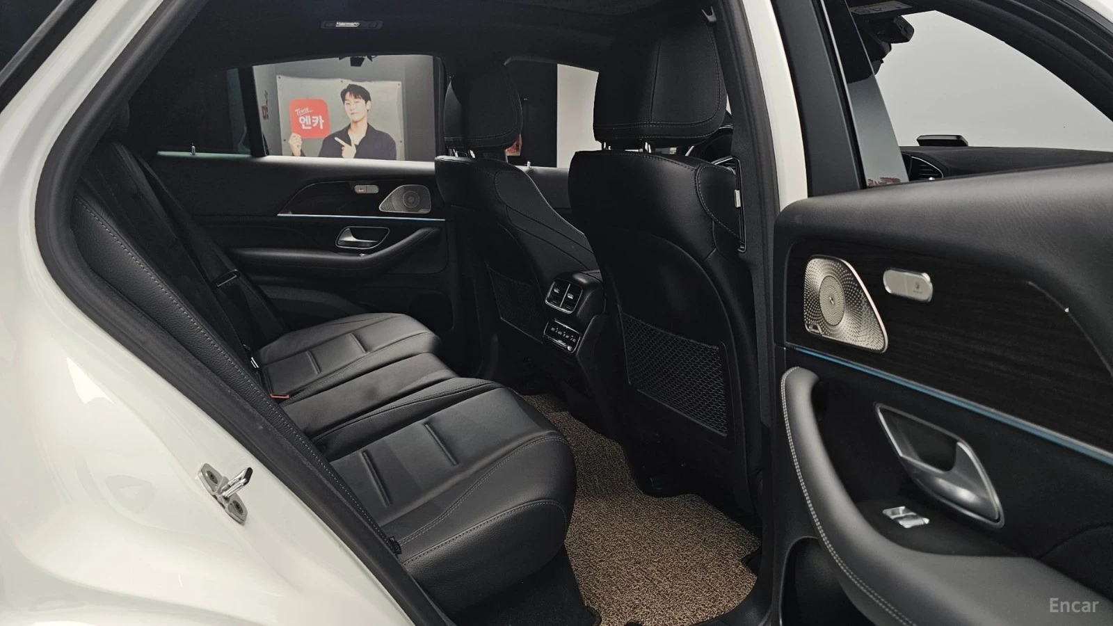 Mercedes-Benz GLE * AMG* 360* Head up* KEYLESS* ПОДГРЕВ* , снимка 10 - Автомобили и джипове - 55577028