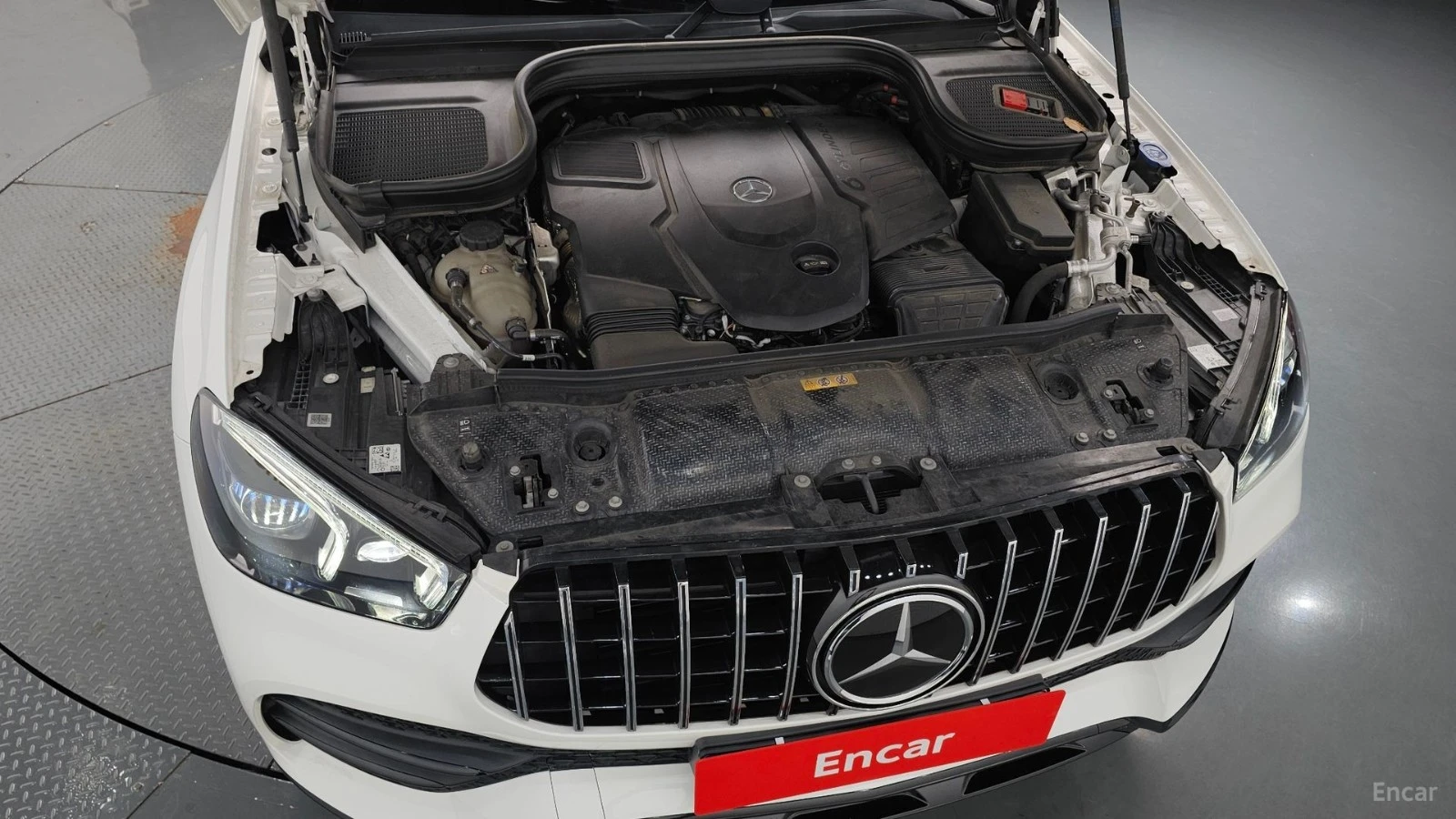 Mercedes-Benz GLE * AMG* 360* Head up* KEYLESS* ПОДГРЕВ* , снимка 5 - Автомобили и джипове - 55577028