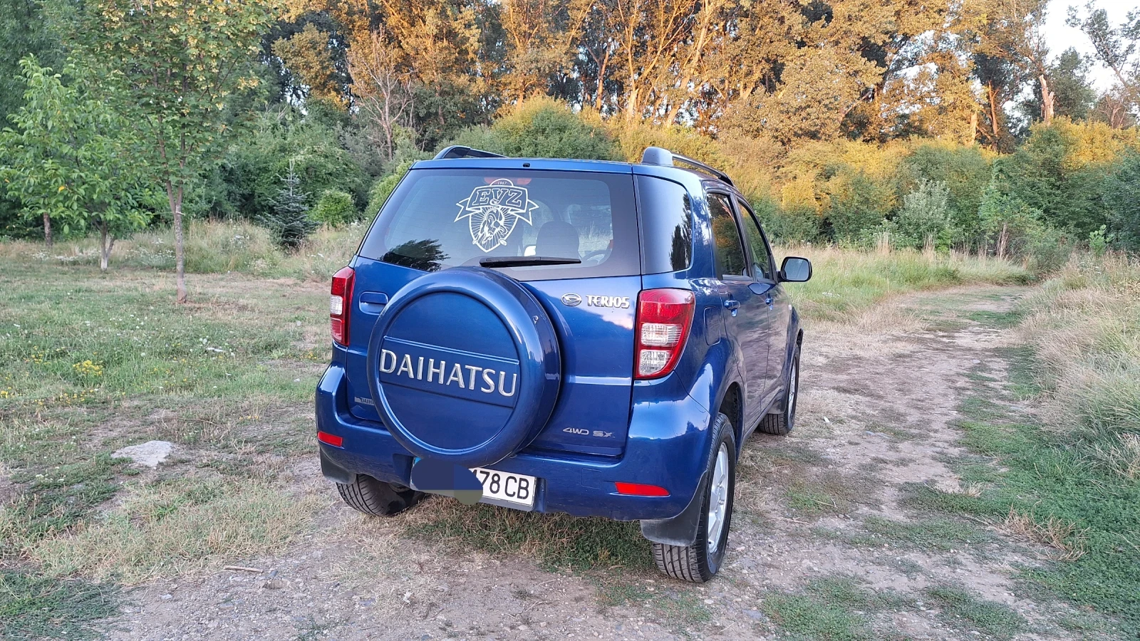 Daihatsu Terios 1.5 МН.ДОБЪР 4Х4 КЛИМ, снимка 12 - Автомобили и джипове - 55623164