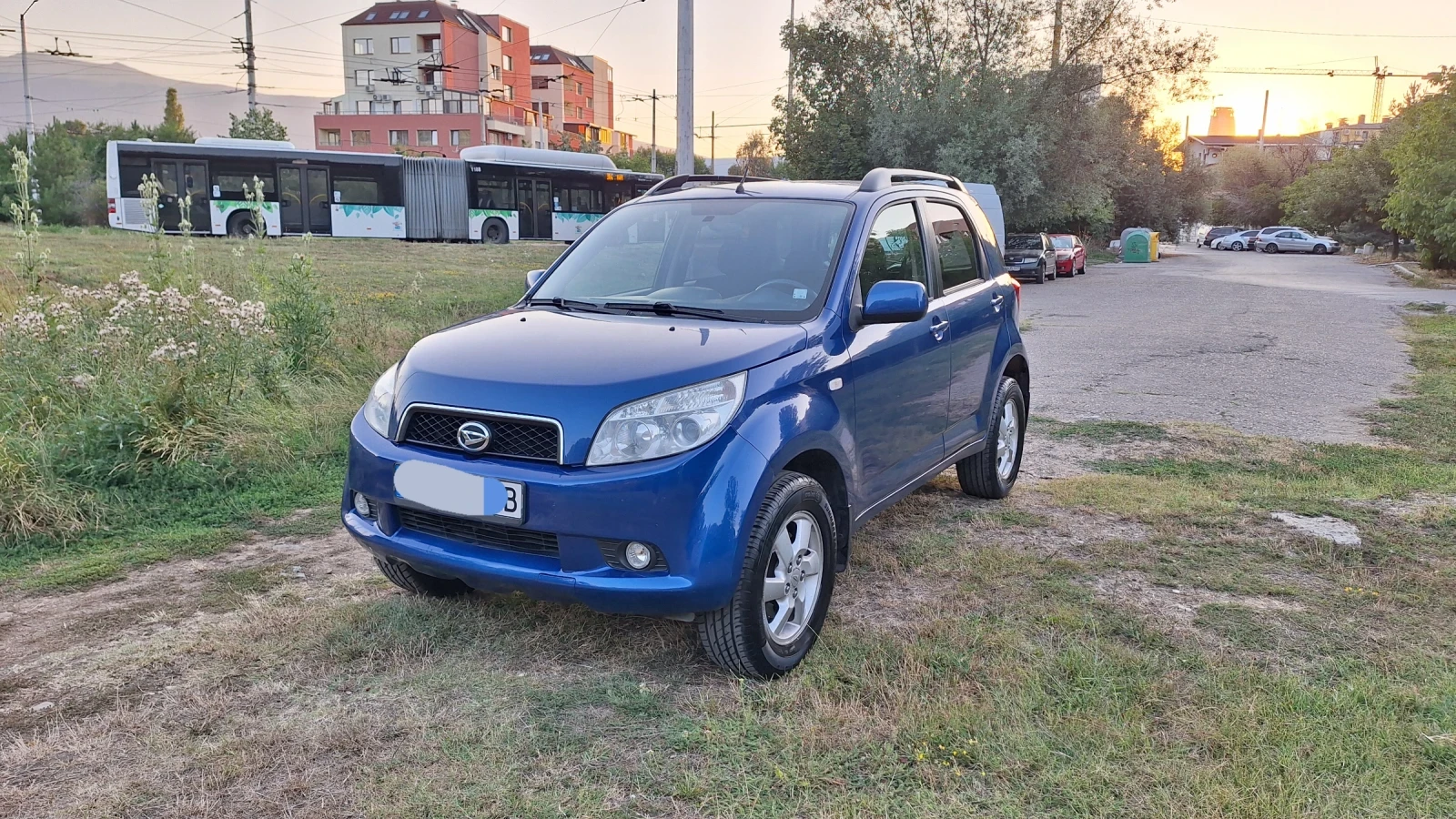 Daihatsu Terios 1.5 МН.ДОБЪР 4Х4 КЛИМ, снимка 6 - Автомобили и джипове - 55623164