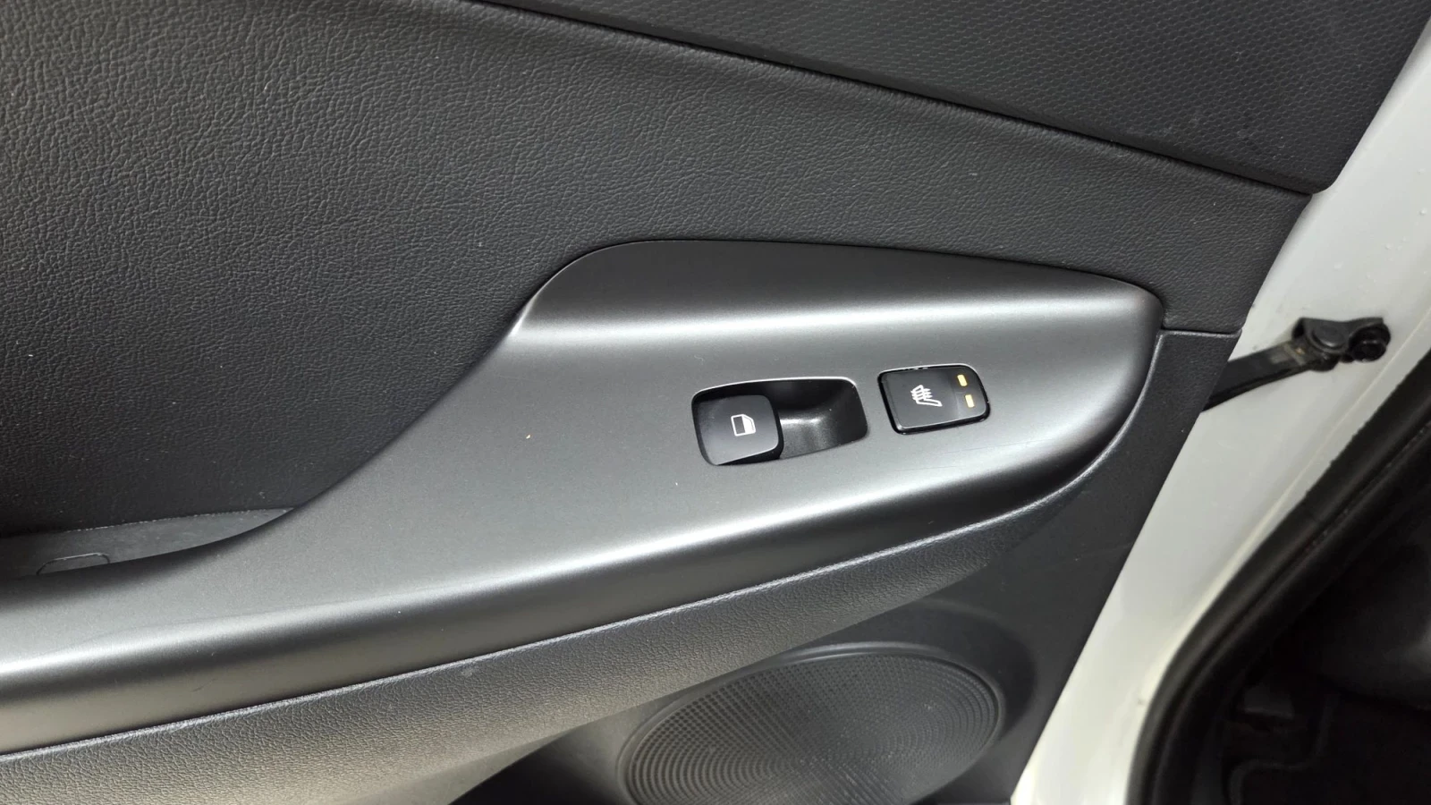 Hyundai Kona 64KWh/Premium/Blue link | Mobile.bg � ����������� 9