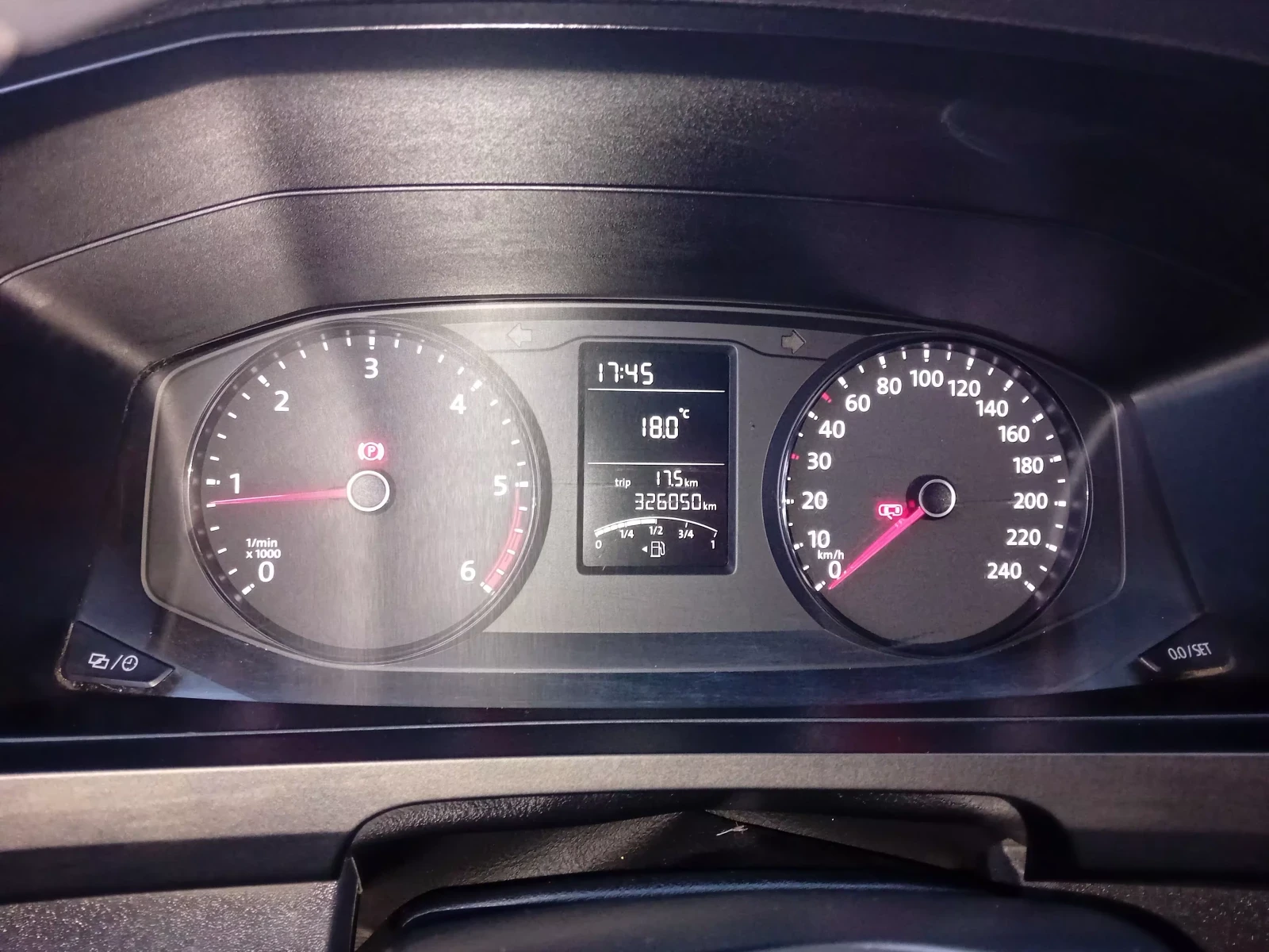 VW Transporter Т5, снимка 9 - Бусове и автобуси - 56629423