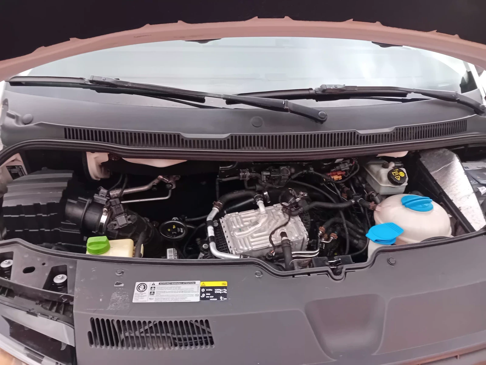 VW Transporter Т5, снимка 13 - Бусове и автобуси - 56629423
