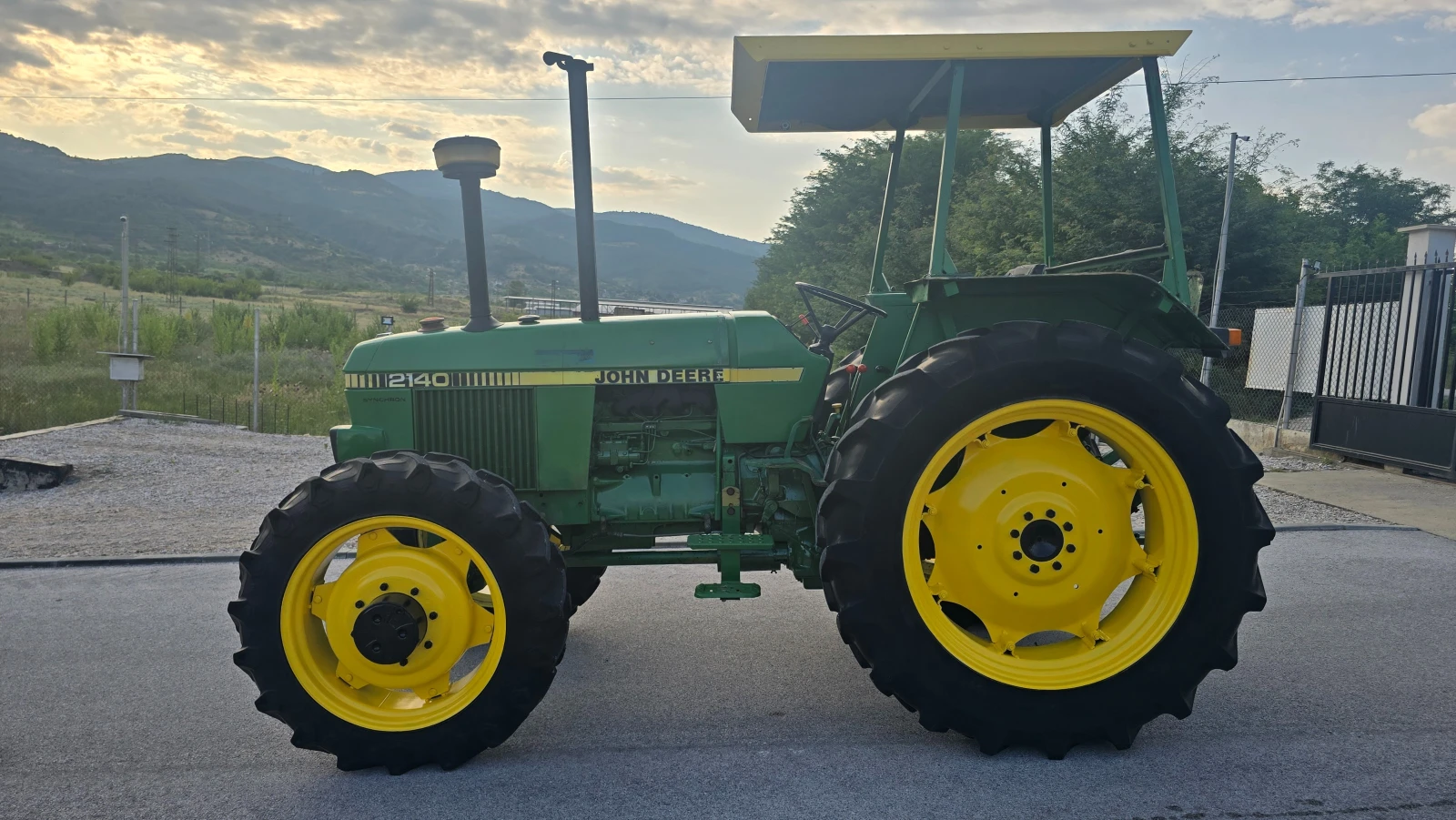 Трактор John Deere 2140-Нов внос! - изображение 8