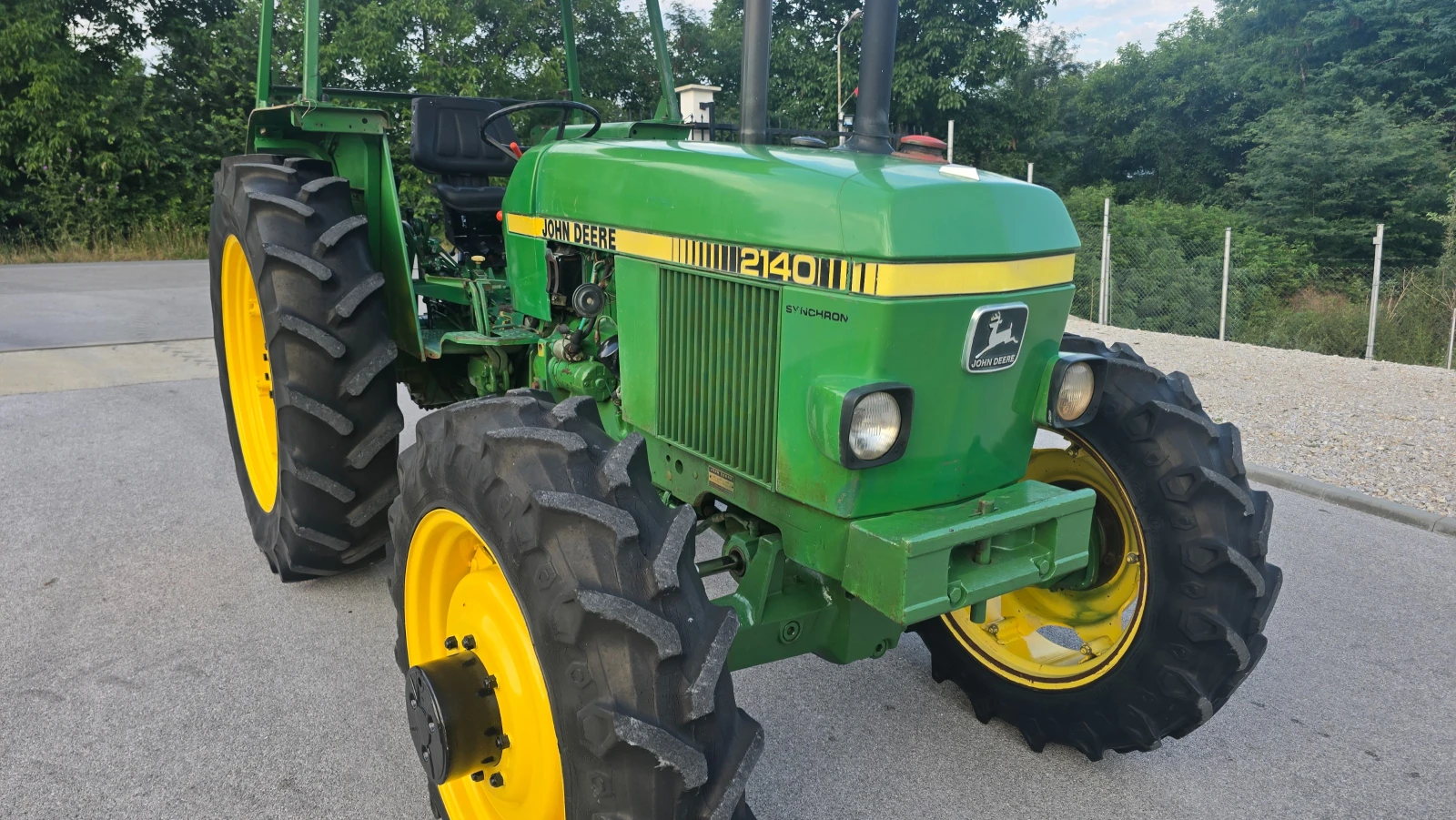 Трактор John Deere 2140-Нов внос! - изображение 2