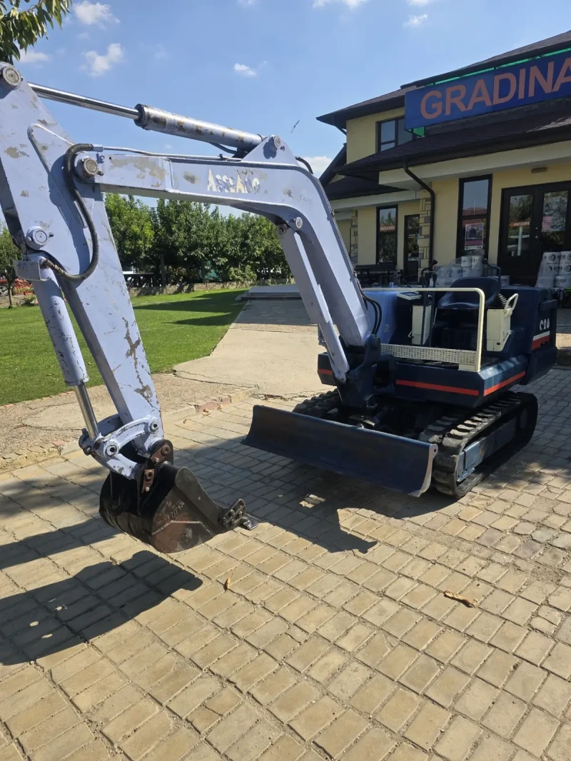 Багер Kubota КН 26, снимка 2 - Индустриална техника - 51617843