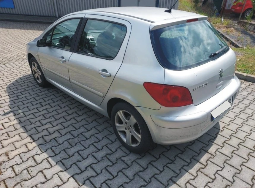 ЧАСТИ ПЕЖО 307 Peugeot 2001-2008 . бензин, 1400куб, 55kW, 75kс  Колата е много запазена, снимка 2 - Части - 53762354