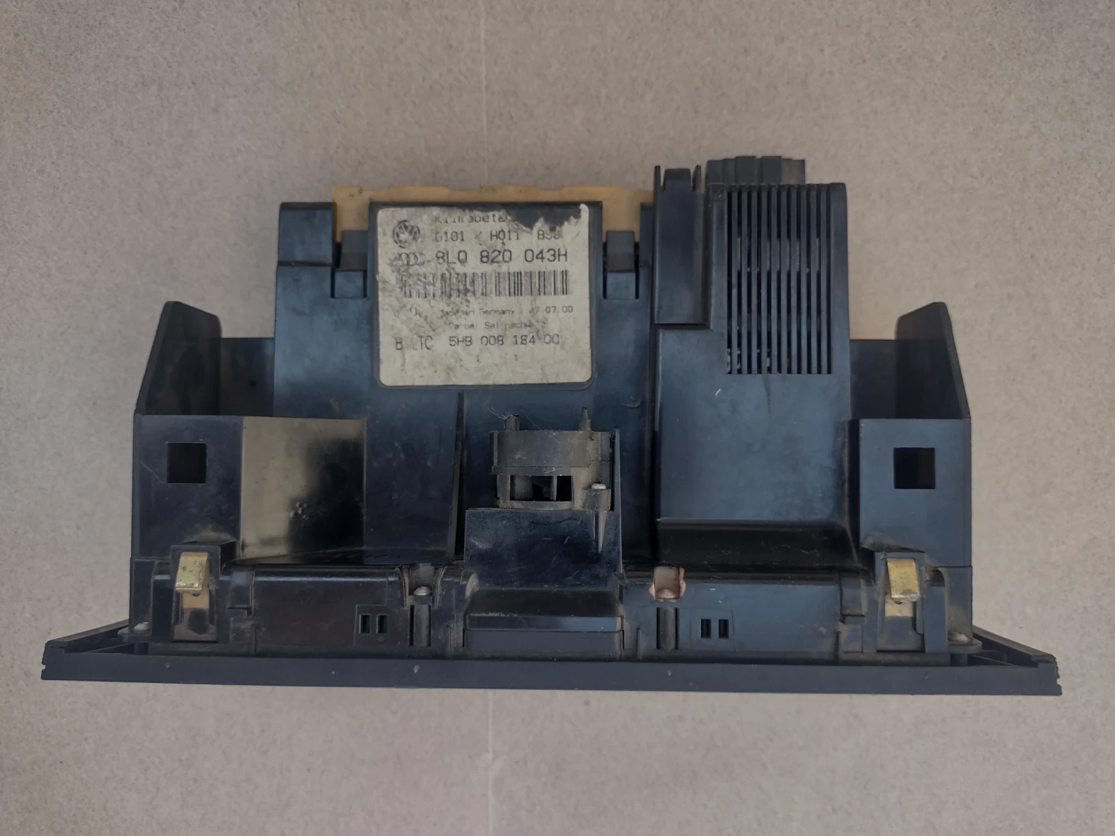 8L0820043H    Audi A3  8L   5HB00818400 | Mobile.bg   3