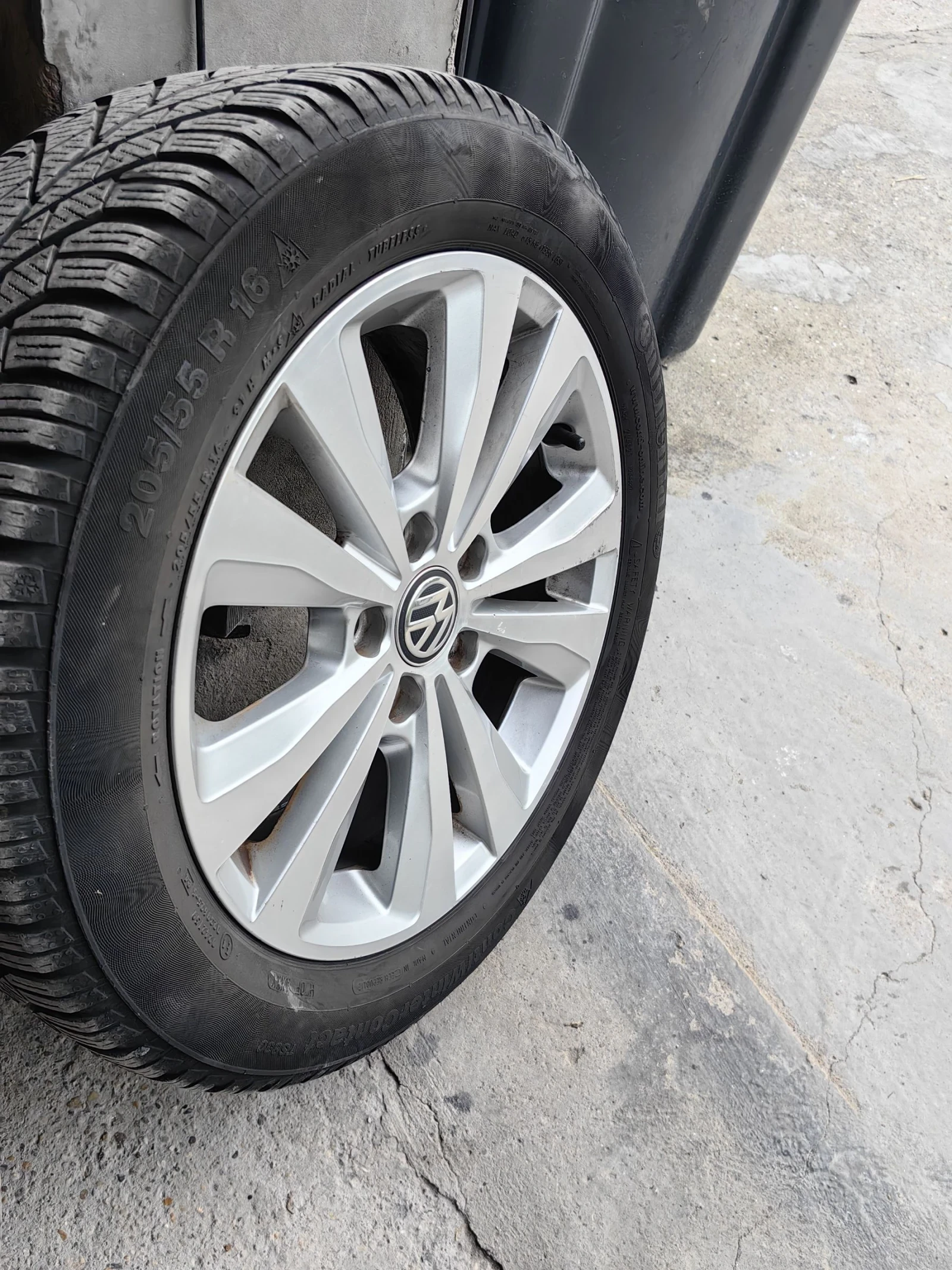 Гуми с джанти Continental 205/55R16, снимка 6 - Гуми и джанти - 54582413