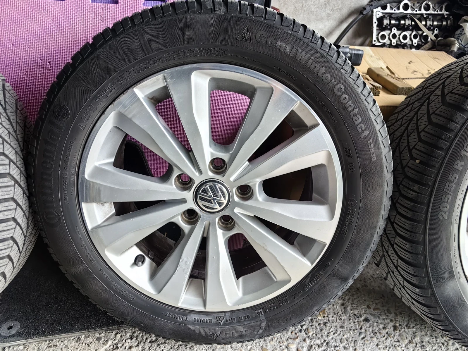 Гуми с джанти Continental 205/55R16, снимка 3 - Гуми и джанти - 54582413