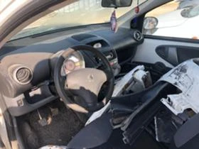 Peugeot 107 1.0i, снимка 6
