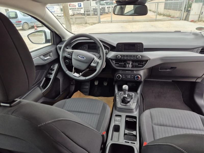 Ford Focus 1.0, снимка 12 - Автомобили и джипове - 47387925