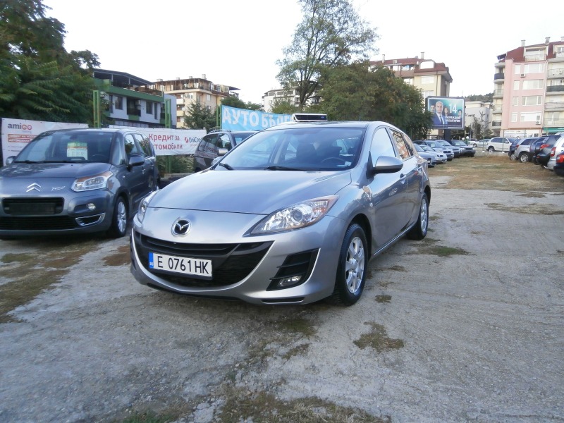 Mazda 3 1.6i, снимка 1 - Автомобили и джипове - 45964650