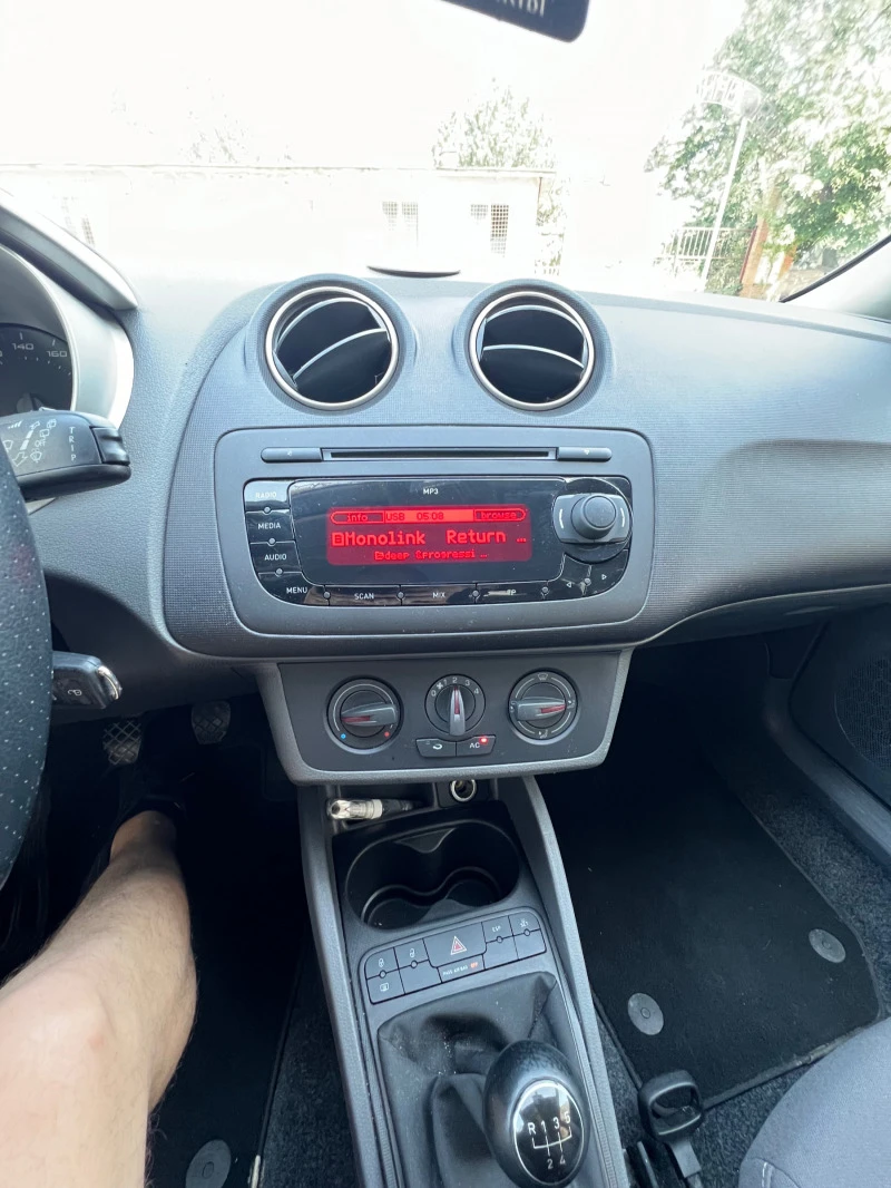 Seat Ibiza 1.2 TDI, снимка 7 - Автомобили и джипове - 46072978