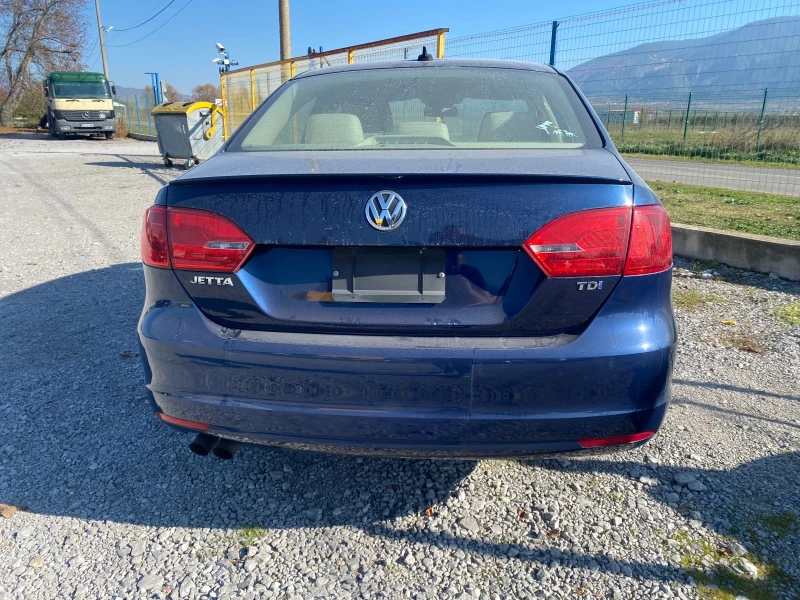 VW Jetta 2TDI, снимка 4 - Автомобили и джипове - 47849599