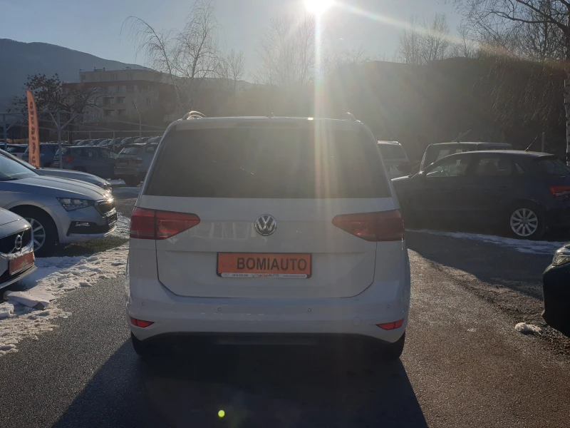 VW Touran 1.6TDi* EURO6C* 7MЕСТА/MMI/APP/NAVI, снимка 5 - Автомобили и джипове - 48548418