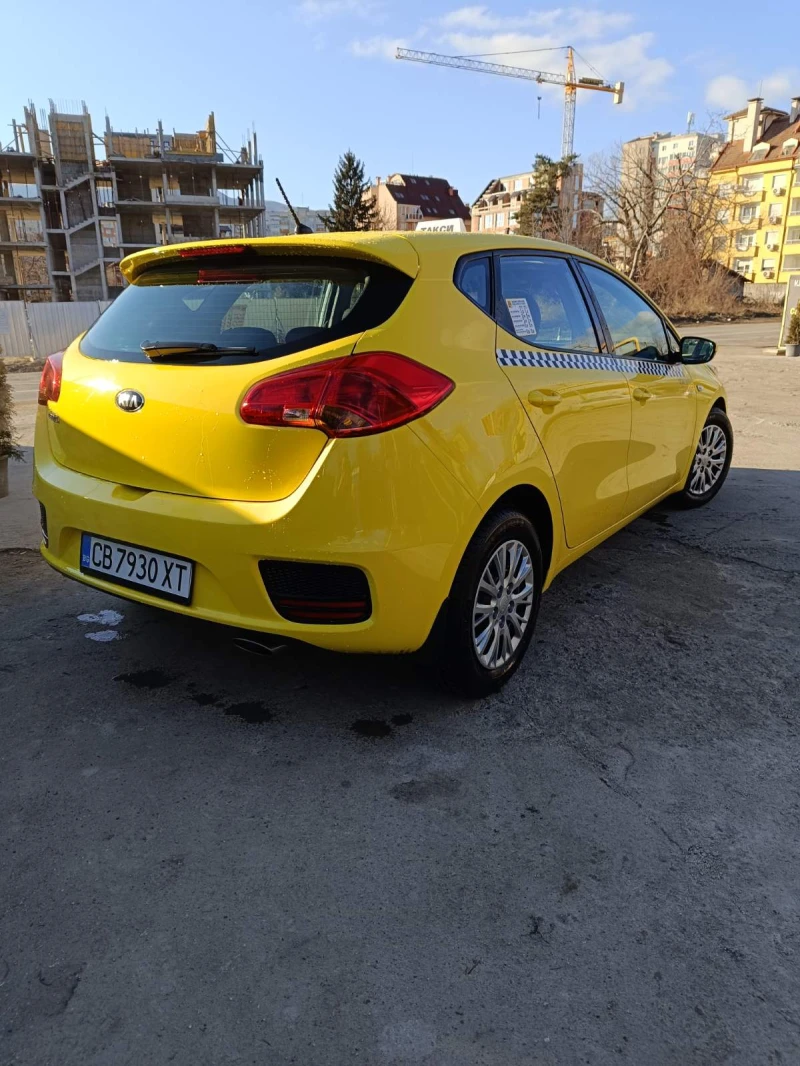 Kia Ceed 1.4, снимка 3 - Автомобили и джипове - 49050381