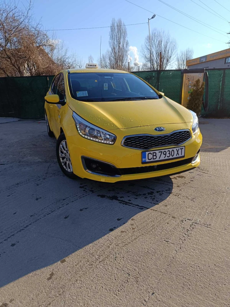 Kia Ceed 1.4, снимка 2 - Автомобили и джипове - 49050381