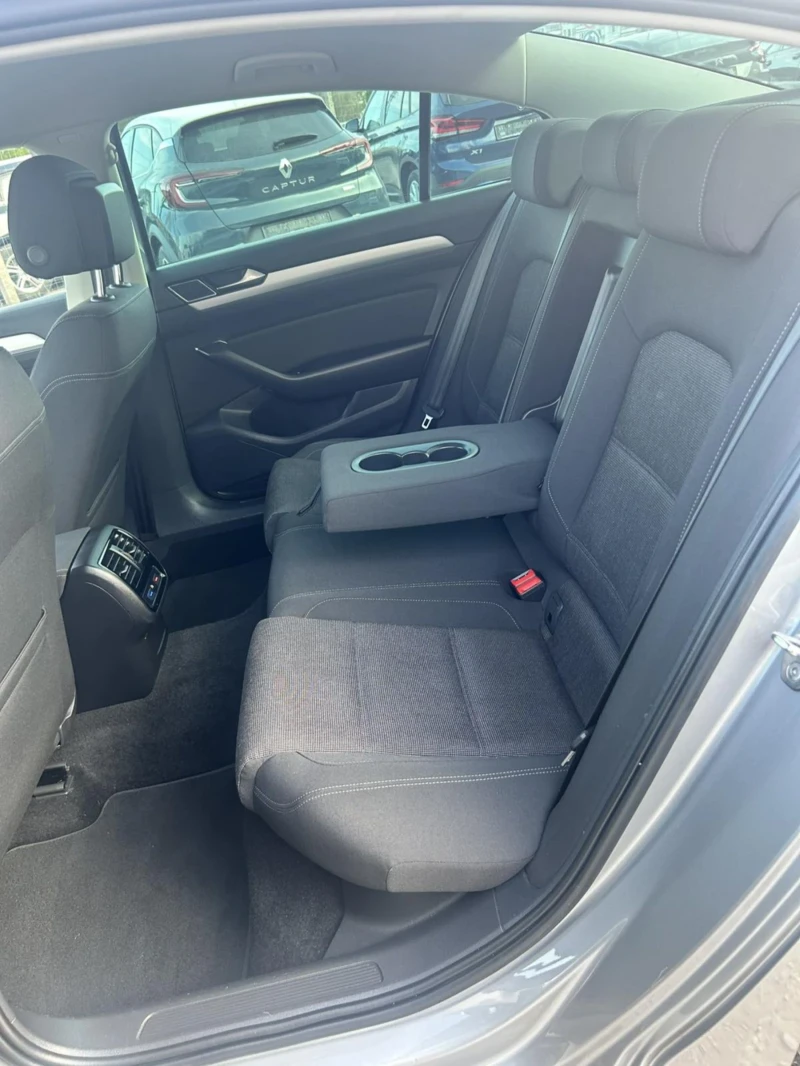 VW Passat 1.5 TSI 150 * ADVANCE * ACC * NAVI * FULL LED * , снимка 13 - Автомобили и джипове - 49995147