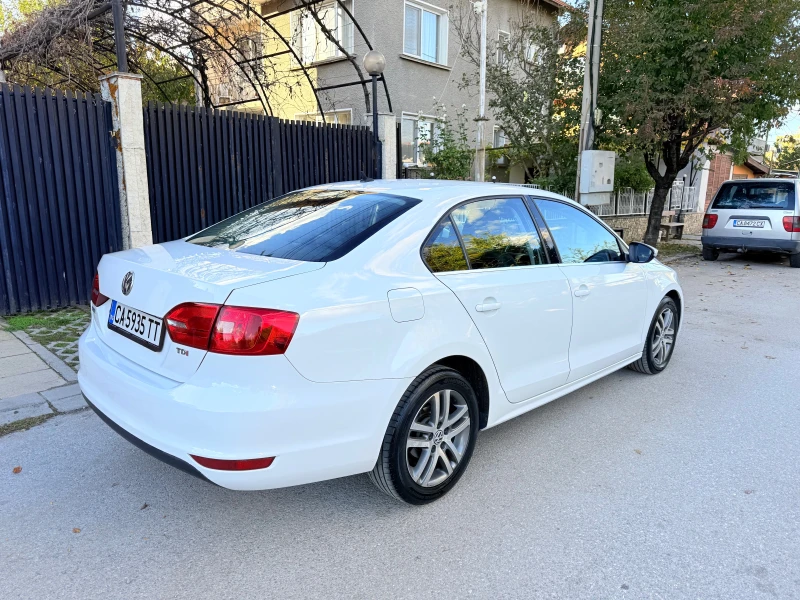 VW Jetta Comfortline, снимка 4 - Автомобили и джипове - 52170359