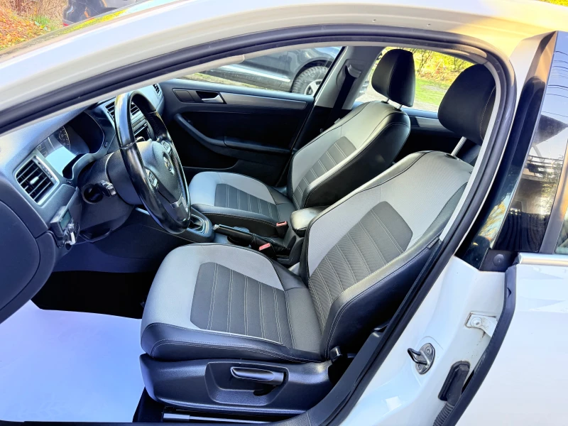 VW Jetta Comfortline, снимка 7 - Автомобили и джипове - 52170359