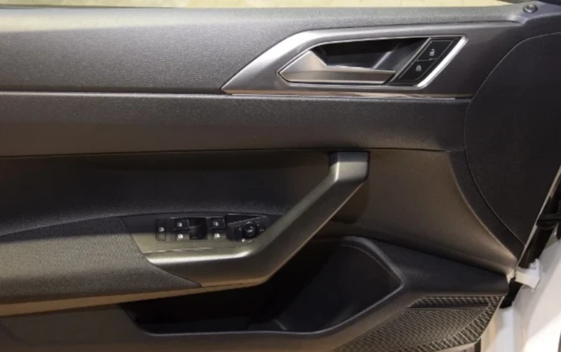 VW Polo GTI 2.0 TSI DSG 300 HP, снимка 16 - Автомобили и джипове - 52312700