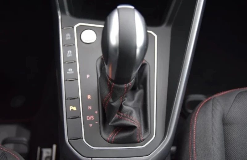 VW Polo GTI 2.0 TSI DSG 300 HP, снимка 15 - Автомобили и джипове - 52312700