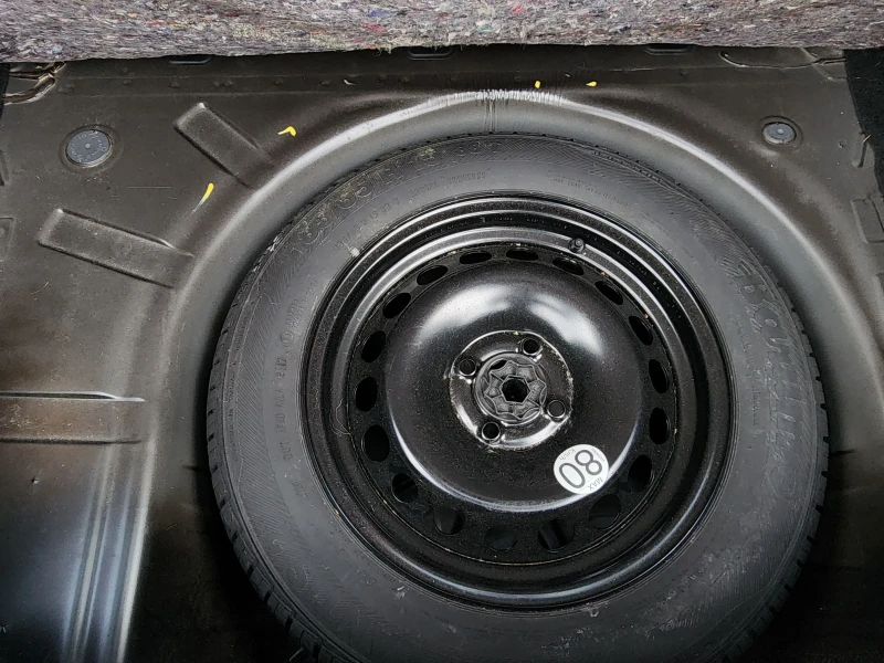 Dacia Sandero Stepway 1.5DCI Facelift, снимка 16 - Автомобили и джипове - 52365355