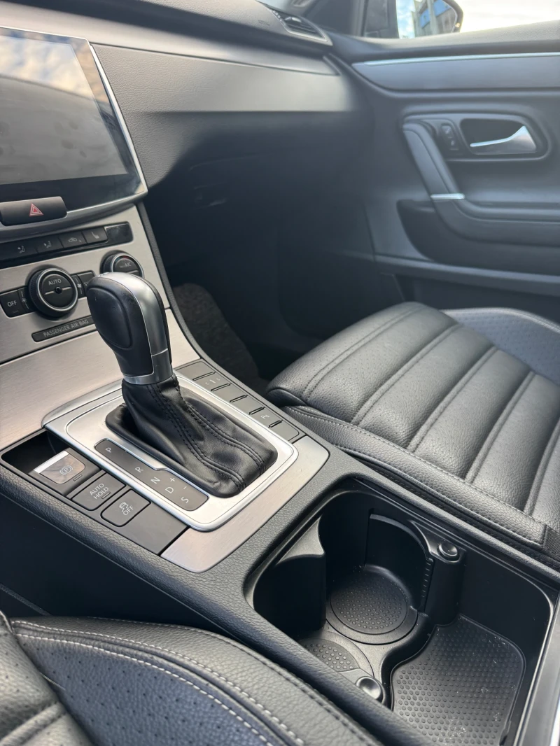VW CC, снимка 11 - Автомобили и джипове - 52396124
