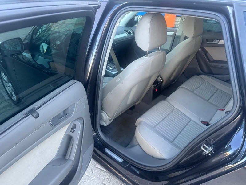 Audi A4 Audi A4 B8 AUTOMATIK, снимка 8 - Автомобили и джипове - 53167649
