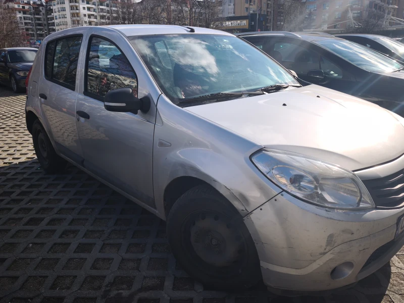 Dacia Sandero 1.5 dCi, снимка 2 - Автомобили и джипове - 53444332