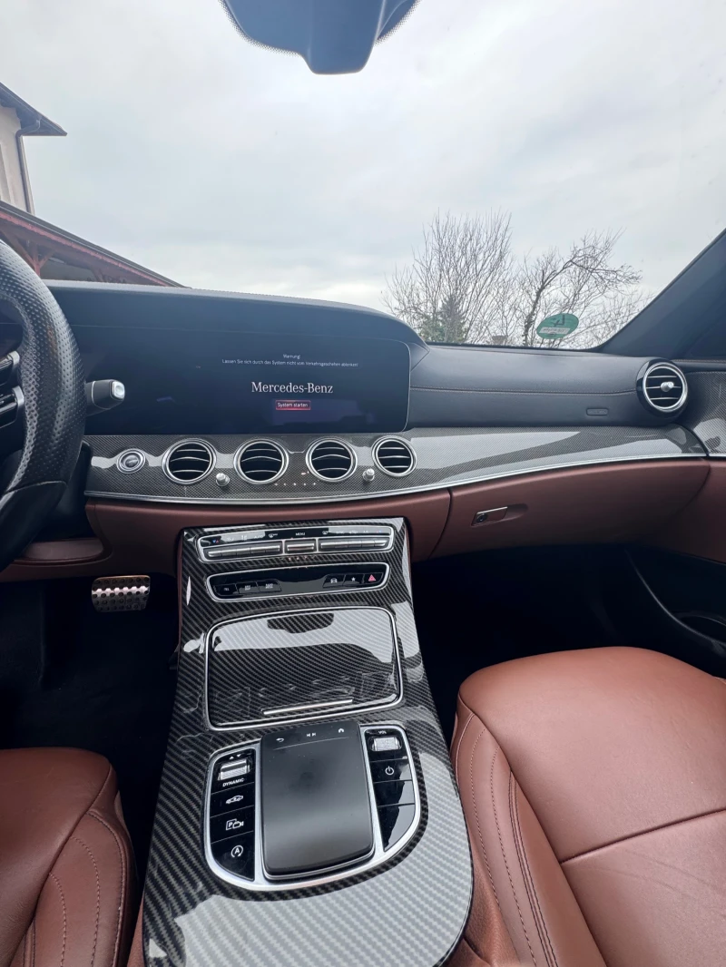 Mercedes-Benz E 220, снимка 11 - Автомобили и джипове - 53577127