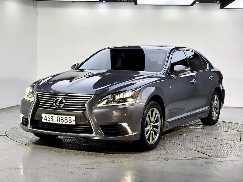 Lexus LS 460 Awd Xf40