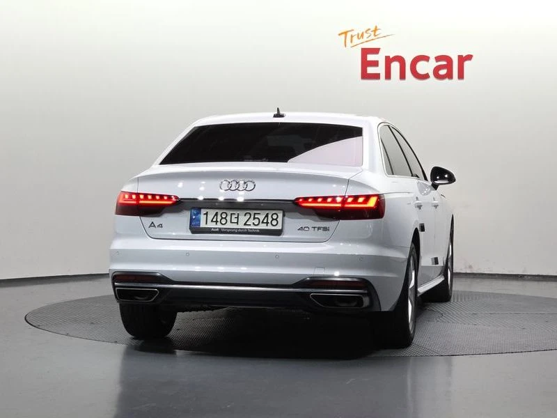 Audi A4 40 TFSI| 190к.с.| ВКЛ.ТЕХНОТЕСТ, снимка 4 - Автомобили и джипове - 55405120