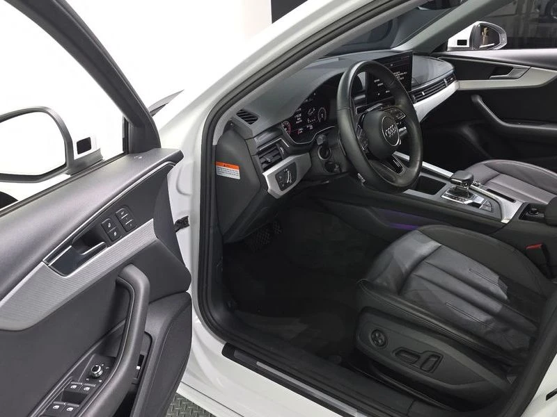 Audi A4 40 TFSI| 190к.с.| ВКЛ.ТЕХНОТЕСТ, снимка 10 - Автомобили и джипове - 55405120