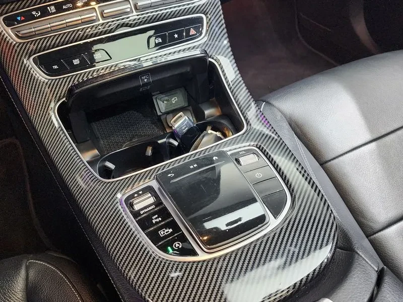 Mercedes-Benz E 250 W213 E250 Exclusive, снимка 9 - Автомобили и джипове - 56356336