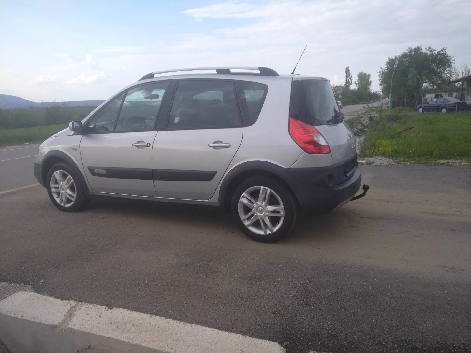 Renault Scenic  1, 9 dci 131ks - изображение 4