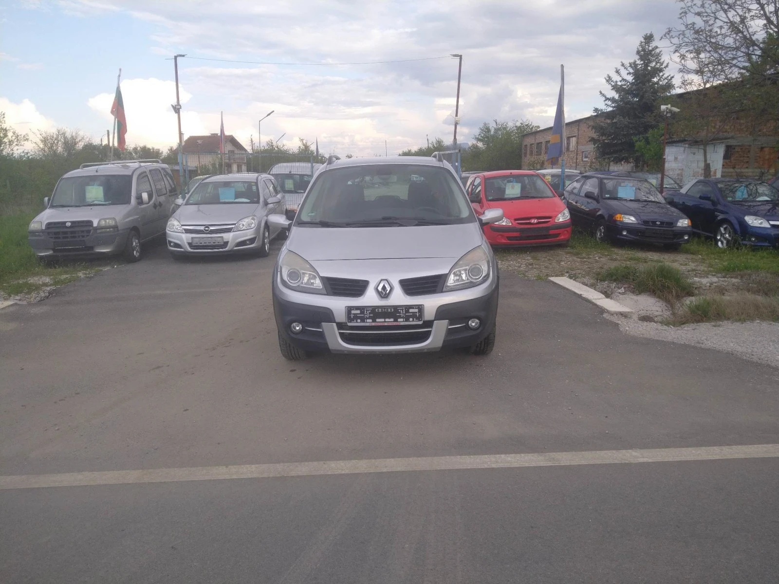 Renault Scenic  1, 9 dci 131ks - изображение 2