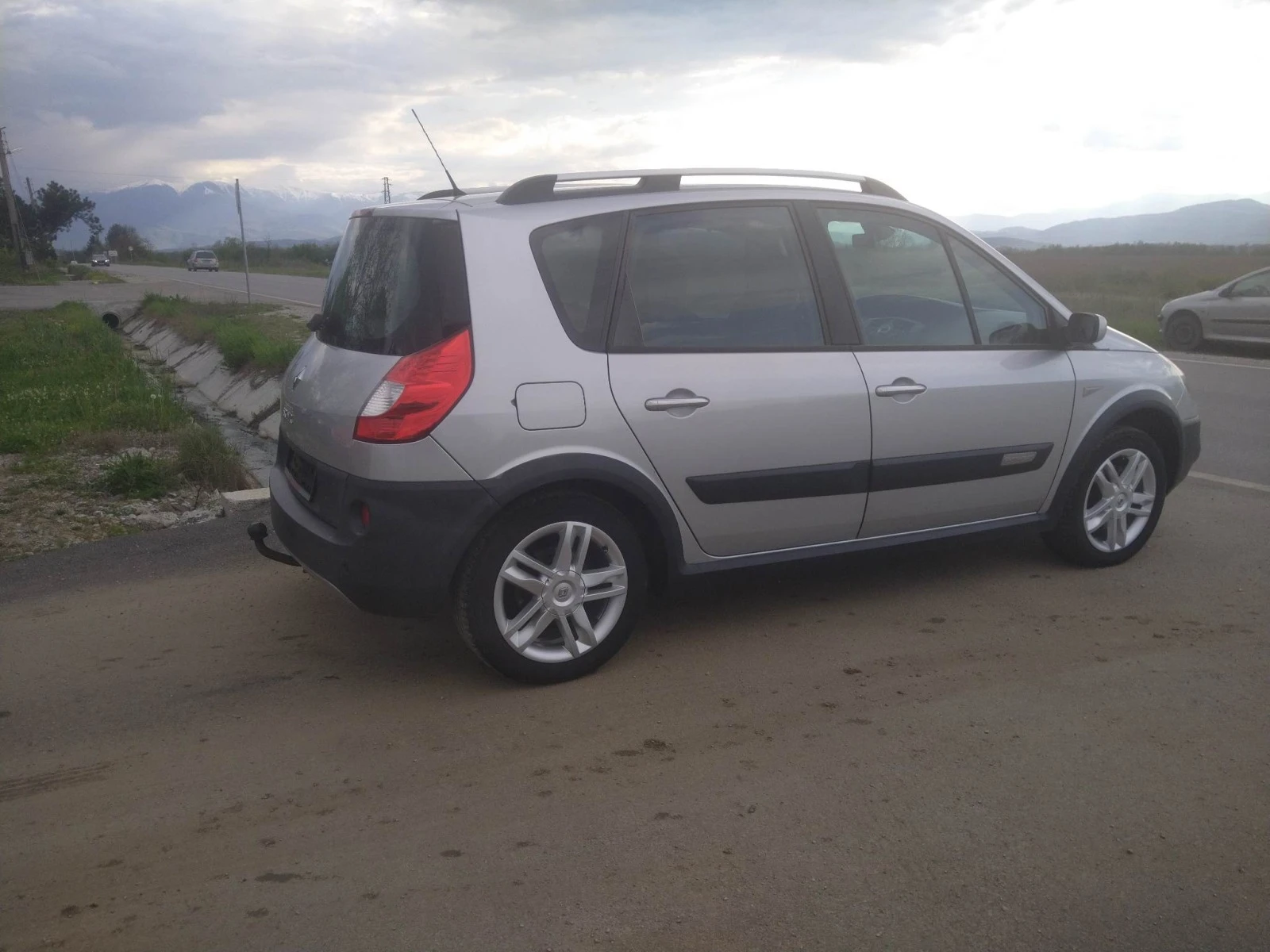 Renault Scenic  1, 9 dci 131ks - изображение 5