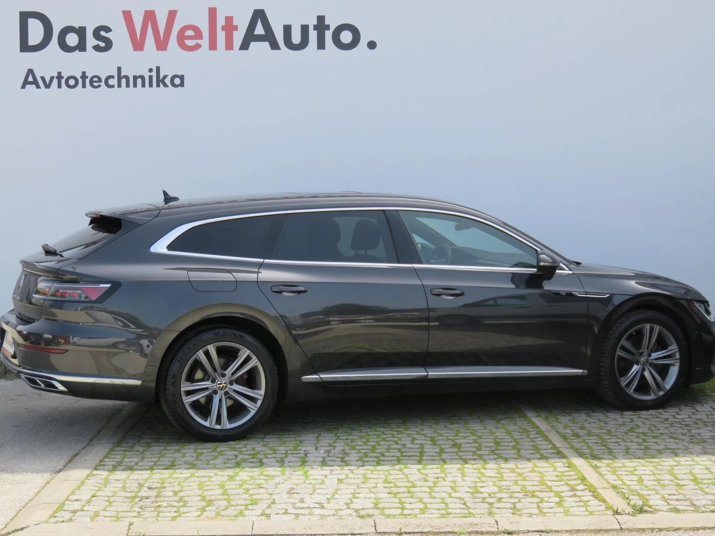 VW Arteon R-Line 2.0 TDI SCR DSG - изображение 3